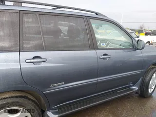 2006 Toyota Highlander w/3rd Row with VIN JTEEP21A360174203, listed as a IAAI auction lot 41787747 with 143,519 mi miles. Bid and sale history available at carsss.com. Image 13.