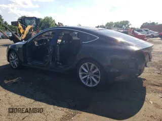 2016 Audi A7 3.0 Prestige with VIN WAU2GAFC5GN004745, listed as a Copart auction lot 61724214 with 106,321 mi miles and Salvage Title. Bid and sale history available at carsss.com. Image 2.