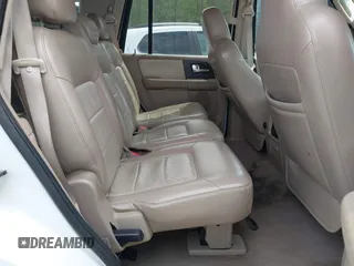 2005 Ford Expedition Eddie Bauer с VIN 1FMFU17525LA68887, выставлен на аукционе IAAI как лот 41882254 с пробегом 207 010 миль миль и . История ставок и продаж доступна на DreamBid. Изображение 8.
