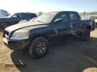 2008 Mitsubishi Raider LS z VIN 1Z7HC28K68S572027, wystawiony jako Copart lot #73610984 z przebiegiem 275 152 mil mil oraz Czysty tytuł • Clean title. Historia ofert i sprzedaży dostępna na DreamBid. Obrazek 1.