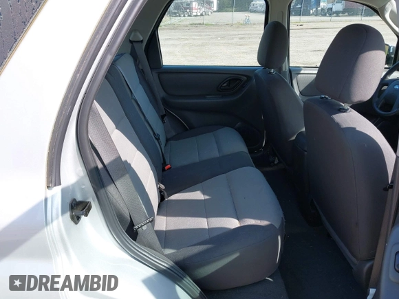 2006 Ford Escape XLS with VIN 1FMYU92Z46KD25072, listed as a IAAI auction lot 42132084 with 52,921 mi miles. Bid and sale history available at carsss.com. Image 8.