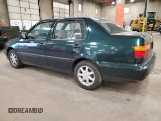 1998 Volkswagen Jetta z VIN 3VWSA81H5WM126169, wystawiony jako Copart lot #84884894 z przebiegiem 32 759 mil mil oraz Czysty tytuł • Clean title. Historia ofert i sprzedaży dostępna na DreamBid. Obrazek 2.