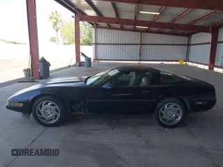 1995 Chevrolet Corvette with VIN 1G1YY22P7S5115730, listed as a IAAI auction lot 42066367 with 185,259 mi miles. Bid and sale history available at carsss.com. Image 15.