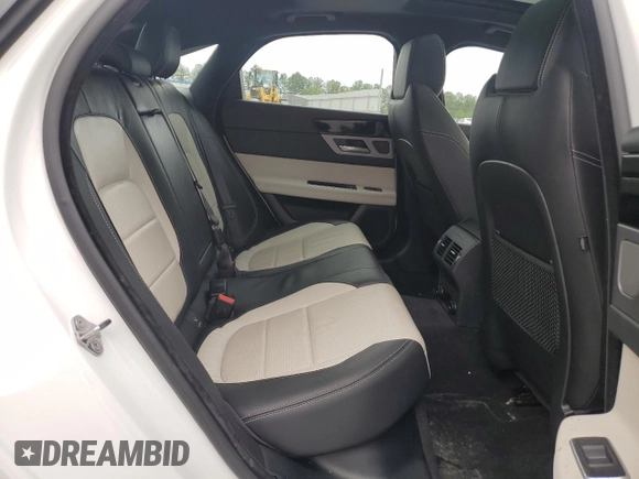 2018 Jaguar XF 25t R-Sport with VIN SAJBL4FX7JCY55677, listed as a Copart auction lot 74471414 with 36,132 mi miles and Salvage Title. Bid and sale history available at carsss.com. Image 10.