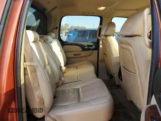 2007 Chevrolet Avalanche LT w/3LT with VIN 3GNFK12387G190077, listed as a Copart auction lot 75723414 with 254,954 mi miles and Salvage Title. Bid and sale history available at carsss.com. Image 10.