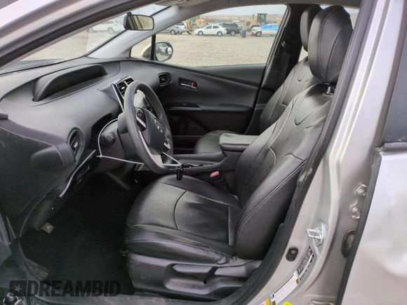 2017 Toyota Prius Two z VIN JTDKBRFUXH3579915, wystawiony jako Copart lot #49312995 z przebiegiem 117 884 mil mil oraz Szkoda całkowita • Salvage title. Historia ofert i sprzedaży dostępna na DreamBid. Obrazek 7.