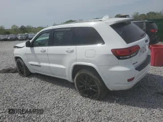 2017 Jeep Grand Cherokee Altitude z VIN 1C4RJFAG4HC909887, wystawiony jako Copart lot #50641215 z przebiegiem 69 185 mil mil oraz Szkoda całkowita • Salvage title. Historia ofert i sprzedaży dostępna na DreamBid. Obrazek 2.