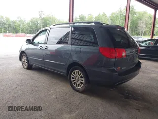 2010 Toyota Sienna XLE with VIN 5TDDK4CC5AS030134, listed as a IAAI auction lot 42522402 with 307,273 mi miles and . Bid and sale history available at DreamBid. Image 3.