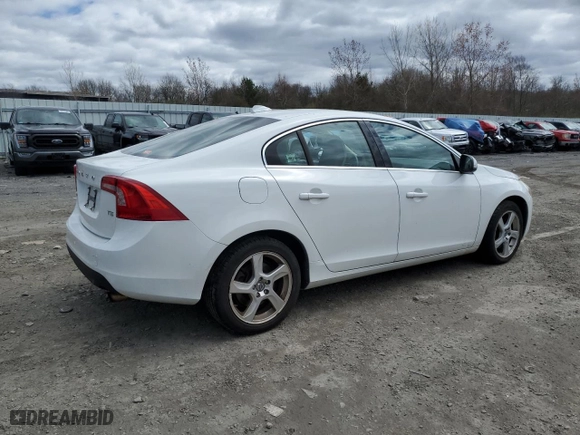 2012 Volvo S60 T5 with VIN YV1622FS2C2051804, listed as a Copart auction lot 53184505 with 0 mi miles and Clean Title. Bid and sale history available at carsss.com. Image 3.