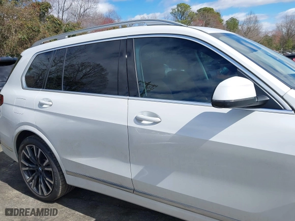 2023 BMW X7 xDrive40i with VIN 5UX23EM05P9R02428, listed as a IAAI auction lot 41695731 with 34,287 mi miles. Bid and sale history available at carsss.com. Image 13.