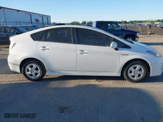 2010 Toyota Prius II with VIN JTDKN3DU6A0198531, listed as a IAAI auction lot 42036421 with 237,298 mi miles. Bid and sale history available at carsss.com. Image 13.