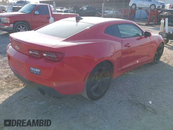 2019 Chevrolet Camaro 1LS with VIN 1G1FB1RX1K0115857, listed as a IAAI auction lot 40971546 with 113,738 mi miles and . Bid and sale history available at carsss.com. Image 4.