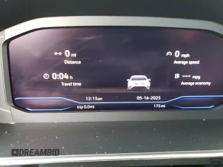 2025 Volkswagen Jetta GLI Autobahn z VIN 3VW2T7BU0SM061533, wystawiony jako Copart lot #57468185 z przebiegiem 175 mil mil oraz Szkody całkowita. Historia ofert i sprzedaży dostępna na DreamBid. Obrazek 9.
