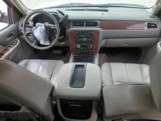 2009 Chevrolet Suburban LT w/2LT with VIN 1GNFC26039R231768, listed as a Copart auction lot 50708945 with 198,620 mi miles and Salvage Title. Bid and sale history available at carsss.com. Image 8.