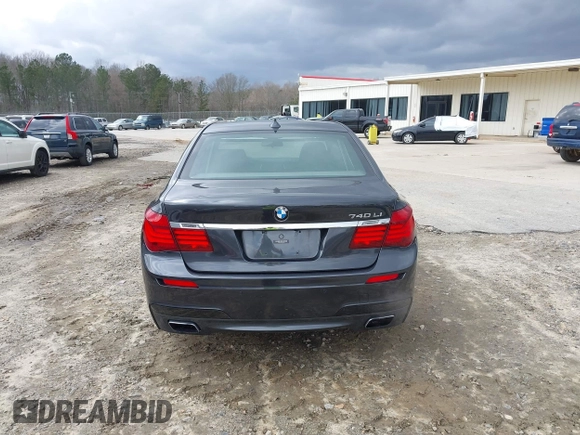 2014 BMW 7 Series 740Li with VIN WBAYE4C56ED138397, listed as a IAAI auction lot 41726117 with 116,291 mi miles. Bid and sale history available at carsss.com. Image 16.