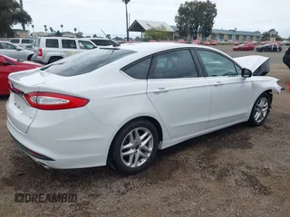 2016 Ford Fusion SE with VIN 3FA6P0H74GR385232, listed as a IAAI auction lot 42035002 with 88,211 mi miles and . Bid and sale history available at DreamBid. Image 4.