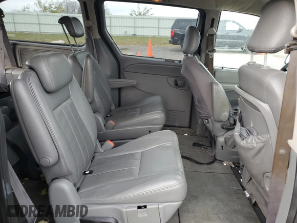 2005 Chrysler Town & Country Touring z VIN 2C4GP54L85R204487, wystawiony jako Copart lot #78522974 z przebiegiem 184 042 mil mil oraz Nie do naprawy • Non repairable. Historia ofert i sprzedaży dostępna na DreamBid. Obrazek 11.