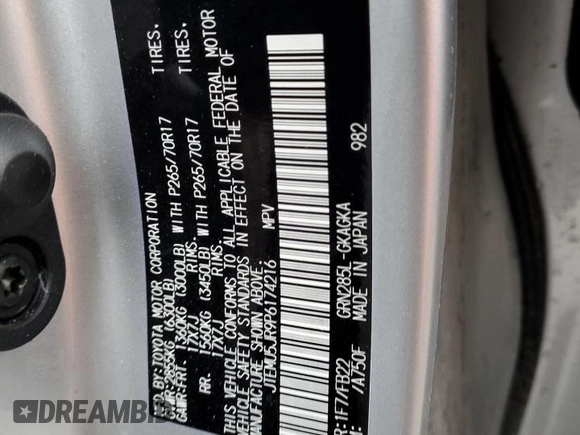 2023 Toyota 4Runner SR5 with VIN JTEMU5JR9P6174216, listed as a Copart auction lot 48993335 with 9,211 mi miles and Salvage title. Bid and sale history available at DreamBid. Image 13.