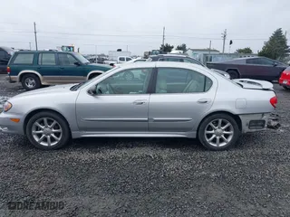 2002 Infiniti I35 Luxury with VIN JNKDA31A22T005398, listed as a IAAI auction lot 41818757 with 165,228 mi miles. Bid and sale history available at carsss.com. Image 14.