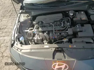 2025 Hyundai Elantra SEL Convenience z VIN KMHLS4DG9SU947194, wystawiony jako Copart lot #87239265 z przebiegiem 5 611 mil mil oraz Szkoda całkowita • Salvage title. Historia ofert i sprzedaży dostępna na DreamBid. Obrazek 13.