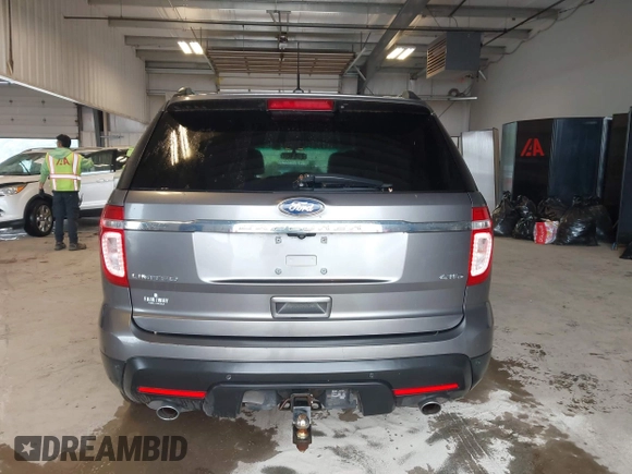 2011 Ford Explorer Limited z VIN 1FMHK8F82BGA19146, wystawiony jako IAAI lot #42415170 z przebiegiem 121 241 mil mil oraz . Historia ofert i sprzedaży dostępna na DreamBid. Obrazek 16.