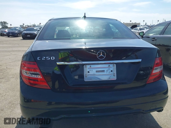 2013 Mercedes-Benz C-Class C 250 Sport with VIN WDDGF4HB4DA746936, listed as a IAAI auction lot 41594574 with 101,488 mi miles. Bid and sale history available at carsss.com. Image 17.