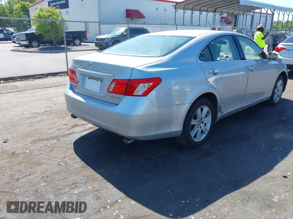 2008 Lexus ES 350 with VIN JTHBJ46GX82174741, listed as a IAAI auction lot 42051646 with 96,148 mi miles. Bid and sale history available at carsss.com. Image 4.