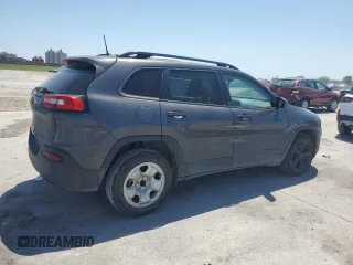 2018 Jeep Cherokee Latitude with VIN 1C4PJLCB4JD538320, listed as a Copart auction lot 52450105 with 82,674 mi miles and Salvage Title. Bid and sale history available at carsss.com. Image 3.