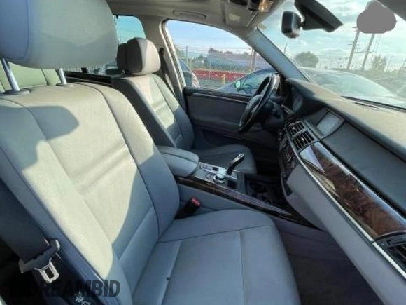 2008 BMW X5 3.0si with VIN 5UXFE43548L007391, listed as a Copart auction lot 46553245 with 60,922 mi miles and Clean Title. Bid and sale history available at carsss.com. Image 5.