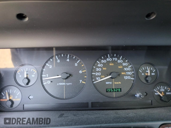 1998 Jeep Grand Cherokee Limited z VIN 1J4GZ88Z8WC306919, wystawiony jako Copart lot #61505725 z przebiegiem 195 329 mil mil oraz Czysty tytuł • Clean title. Historia ofert i sprzedaży dostępna na DreamBid. Obrazek 9.