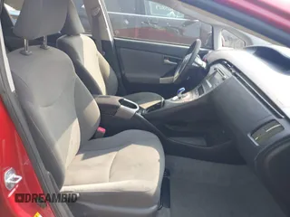 2012 Toyota Prius One z VIN JTDKN3DU3C0336450, wystawiony jako IAAI lot #42402330 z przebiegiem 91 582 mil mil oraz . Historia ofert i sprzedaży dostępna na DreamBid. Obrazek 5.
