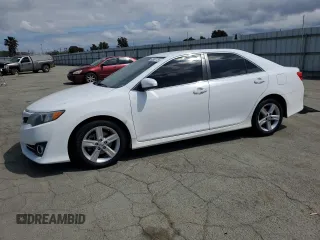 2014 Toyota Camry L with VIN 4T1BF1FKXEU342105, listed as a Copart auction lot 53660775 with 87,685 mi miles and Salvage Title. Bid and sale history available at carsss.com. Image 1.
