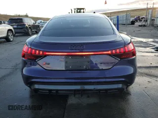 2022 Audi RS e-tron GT z VIN WAUAHBFW1N7903340, wystawiony jako Copart lot #79074014 z przebiegiem 13 755 mil mil oraz Szkody całkowita. Historia ofert i sprzedaży dostępna na DreamBid. Obrazek 6.