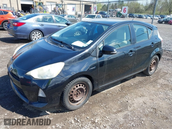 2013 Toyota Prius One z VIN JTDKDTB36D1034028, wystawiony jako IAAI lot #42172387 z przebiegiem 245 325 mil mil oraz . Historia ofert i sprzedaży dostępna na DreamBid. Obrazek 2.