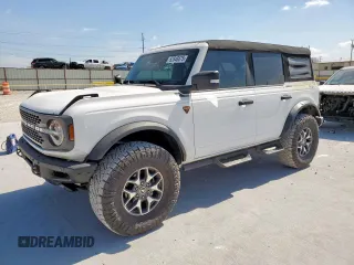2024 Ford Bronco Badlands с VIN 1FMEE9BP3RLA25956, выставлен на аукционе Copart как лот 62846675 с пробегом 2 740 миль миль и Списание • Salvage title. История ставок и продаж доступна на DreamBid. Изображение 1.