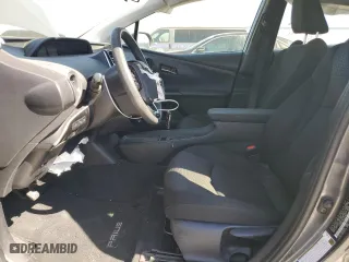 2021 Toyota Prius L Eco with VIN JTDKAMFU7M3134645, listed as a Copart auction lot 46712155 with 44,596 mi miles and Salvage Title. Bid and sale history available at carsss.com. Image 7.