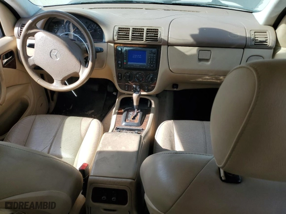 2001 Mercedes-Benz M-Class with VIN 4JGAB54E01A232428, listed as a Copart auction lot 48824905 with 280,933 mi miles and Salvage Title. Bid and sale history available at carsss.com. Image 8.