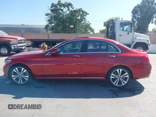 2018 Mercedes-Benz C 300 with VIN 55SWF4JB4JU264839, listed as a IAAI auction lot 42500465 with 28,115 mi miles and . Bid and sale history available at DreamBid. Image 14.