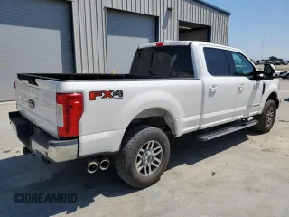 2019 Ford F-250 XL with VIN 1FT7W2BT7KED29364, listed as a Copart auction lot 64793685 with 70,387 mi miles and Salvage title. Bid and sale history available at DreamBid. Image 3.