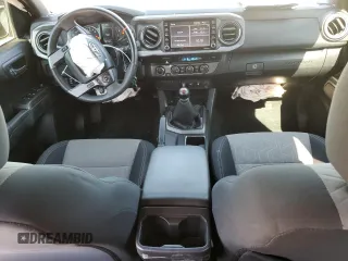 2022 Toyota Tacoma SR z VIN 3TYCZ5AN8NT076536, wystawiony jako Copart lot #55268985 z przebiegiem 57 697 mil mil oraz Szkoda całkowita • Salvage title. Historia ofert i sprzedaży dostępna na DreamBid. Obrazek 8.