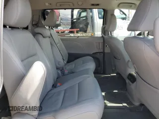 2019 Toyota Sienna XLE Auto Access Seat with VIN 5TDYZ3DC5KS976483, listed as a Copart auction lot 47670555 with 129,331 mi miles and Clean Title. Bid and sale history available at carsss.com. Image 11.