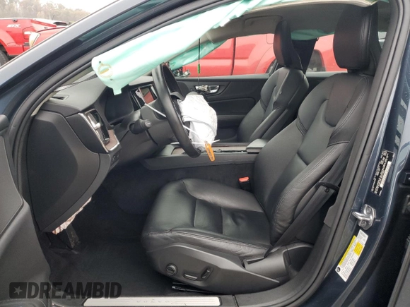 2021 Volvo S60 Momentum with VIN 7JR102FZ6MG118395, listed as a Copart auction lot 80833554 with 46,200 mi miles and Salvage Title. Bid and sale history available at carsss.com. Image 7.