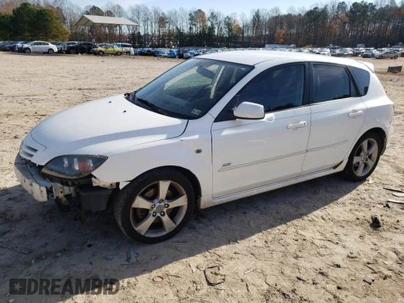2006 Mazda 3 s with VIN JM1BK143961489627, listed as a Copart auction lot 82085924 with 204,899 mi miles and Salvage Title. Bid and sale history available at carsss.com. Image 1.