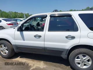 2007 Ford Escape XLS with VIN 1FMYU92Z07KB51308, listed as a IAAI auction lot 42076214 with 221,331 mi miles and . Bid and sale history available at DreamBid. Image 15.