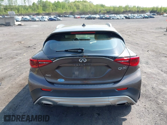 2018 Infiniti QX30 Premium z VIN SJKCH5CR0JA051889, wystawiony jako IAAI lot #42234392 z przebiegiem 104 095 mil mil oraz . Historia ofert i sprzedaży dostępna na DreamBid. Obrazek 16.