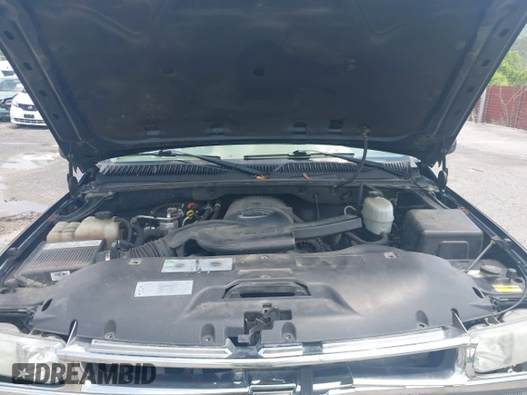 2004 Chevrolet Suburban LT with VIN 1GNFK16Z44J177576, listed as a IAAI auction lot 42469659 with 272,849 mi miles and . Bid and sale history available at DreamBid. Image 10.