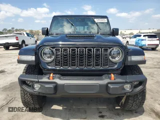 2024 Jeep Gladiator Mojave X с VIN 1C6JJTEG4RL120069, выставлен на аукционе Copart как лот 53950405 с пробегом 4 107 миль миль и Списание • Salvage title. История ставок и продаж доступна на DreamBid. Изображение 5.