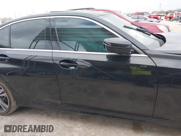 2022 BMW 3 Series 330i with VIN 3MW5R1J08N8C37393, listed as a IAAI auction lot 41712629 with 37,423 mi miles and . Bid and sale history available at DreamBid. Image 13.