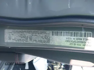 2023 Dodge Durango R/T Plus z VIN 1C4SDHCT5PC675451, wystawiony jako IAAI lot #40985985 z przebiegiem 17 996 mil mil oraz . Historia ofert i sprzedaży dostępna na DreamBid. Obrazek 9.
