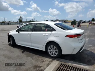2020 Toyota Corolla LE with VIN JTDEPRAE6LJ079057, listed as a Copart auction lot 55429585 with 11,169 mi miles and Salvage Title. Bid and sale history available at DreamBid. Image 2.